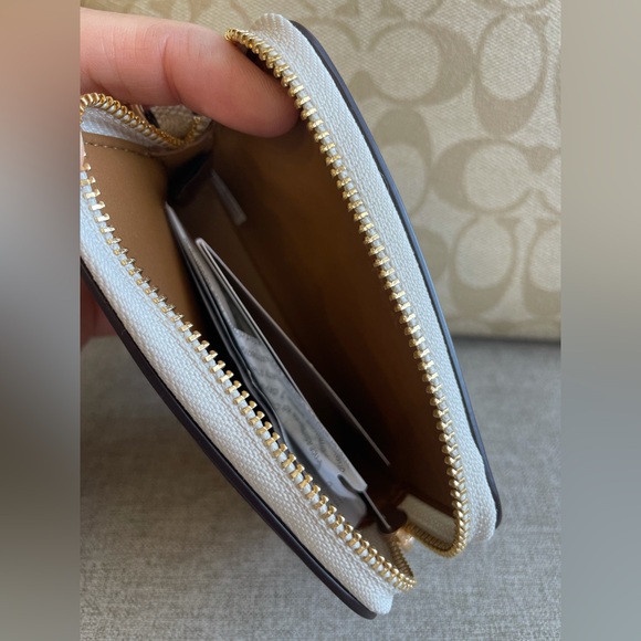 NWT！2PCS COACH ZIP TOP TOTE IN SIGNATURE CANVAS（4455）AND ID CARD CASE WALLET - Picture 13 of 16